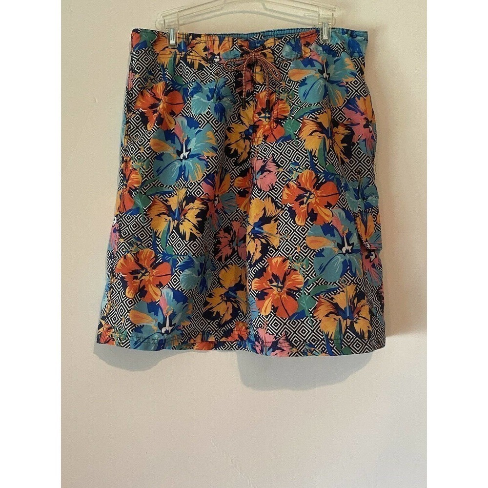 Broken Threads Surf Mens Size Large Swim Trunk Shorts Hawaiian Floral Print